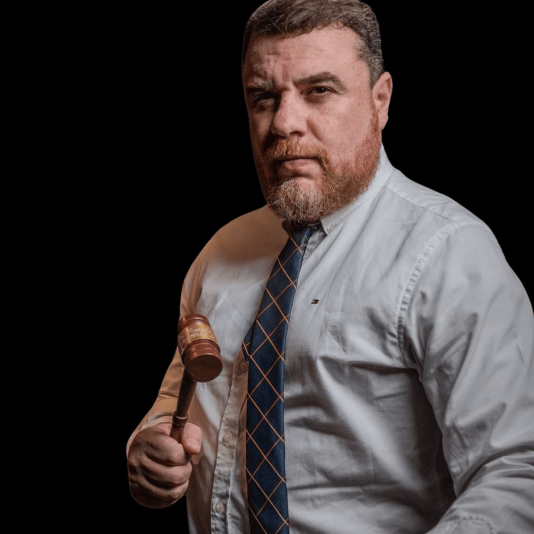 Dr. Leandro Alves - Especialista em Leilões